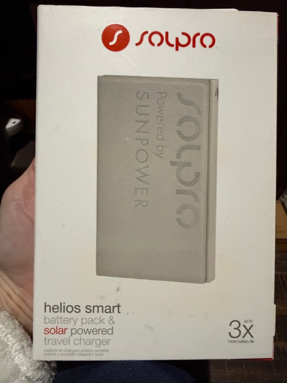 Helios Smart Solar-Powered Travel Charger - Gray